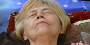 OmaHoteL Homemade Amateur Old Granny Compilation