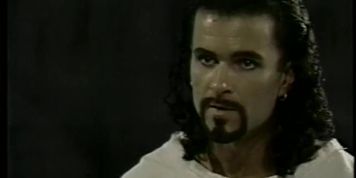Latex (1995) (Barbara Doll, Debi Diamond, Jeanna Fine, Juli Ashton, Sunset Thomas, Tiffany Million)