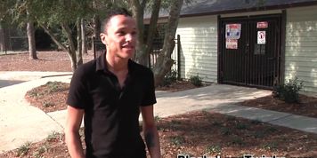 Ebony amateur facializes