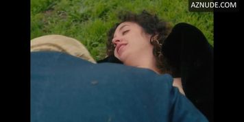 Sara Batuecas Sexy Scene  in Confesiones Chin Chin