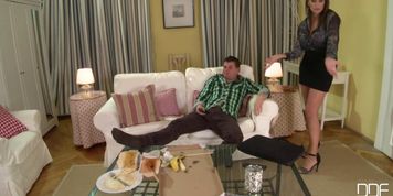 Horny brunette slut AKA Sensual Jane HD (Devon Lee, Peter North)