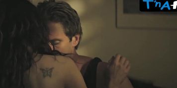 Ashleigh Cummings Sexy Scene  in Run