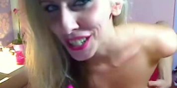 Dirty Talk while fingering her pussy