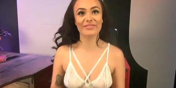 hot brit girl SJ tease 2