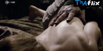 Josefine Preuss Sexy Scene  in Die Pilgerin