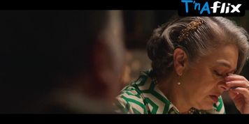 Diana Bovio Lesbian,  Thong Scene  in Atrapadas En Familia
