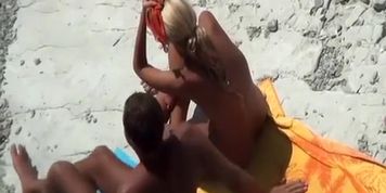 Nudist woman fucked in the rocky beach