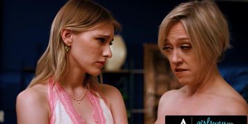 Girlsway - Petite Melody Marks&rsquo; Breakup Blues Cured By Busty Stepmother Dee Williams&rsquo; Scissoring Skills