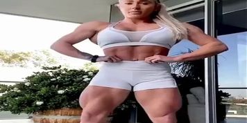 Muscle girls (onlyfans. com/tuffstuff) (Tania Amazon)