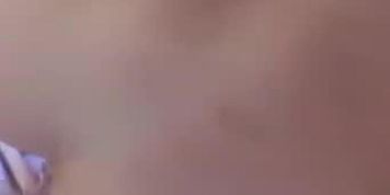 VERO AMATORIALE ITALIANO TEEN SI FA METTERE DITO IN CULO SU SNAPCHAT