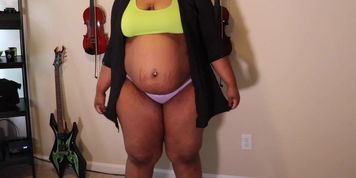 THICK body in tiny dress
