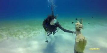 scuba woman