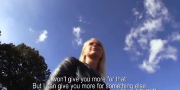 Pickedup euro amateur fucked outdoors