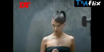 Macarena Gomez Breasts Scene  in Revista Dt