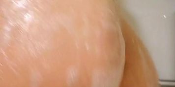 Sexy PAWG Ass Twerking in Shower Tease