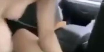 Trip Pe Jaate Huye Nepali Couple Ki Naughty Masti