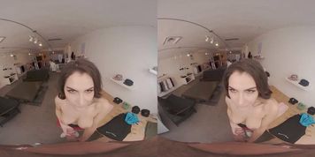 store 45e3 (Valentina Nappi)
