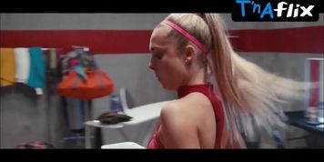 Magdalena Kolesnik Sexy Scene  in Sweat