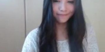 Hot Asian Webcam GIrl Plays 2