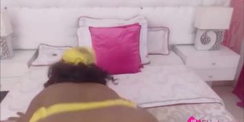 Adorable teenager with a beautiful body (Bootylicious)