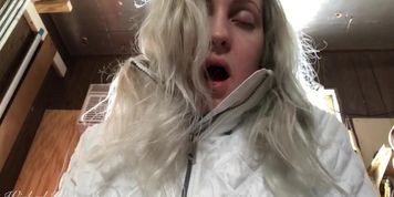 Snow Bunny Sits on Daddy's Lap and Makes Him Cum Twice in Her Tight Grippy Pussy