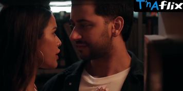 Nikhita Chopra Sexy Scene  in Fuh Se Fantasy