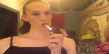Lovely ChainSmoking Brunette