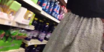 MILF at grocery store