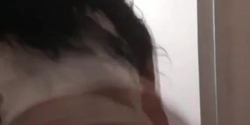 Shaking my big phat yellow ass