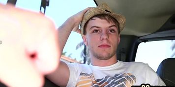 Fooled amateur str8 stud fucks gay jock in pickup bus 4 cum