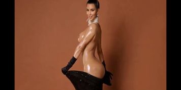 Sensational Kim Kardashian Nude Celeb Big Boobs (Mariah Koenig)