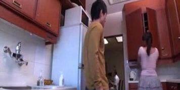 Japanese mom and son - Eng Sub