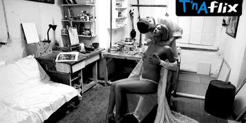 Svetlana Chanel Breasts Scene  in Painter And Model