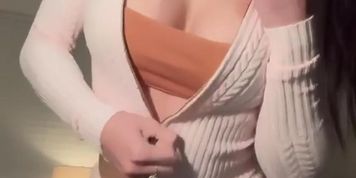 Aishah Sofey Onlyfans Striptease POV Video Leaked