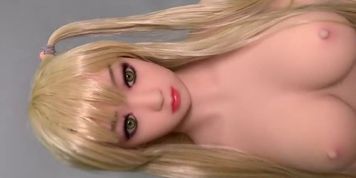 Sex Doll - video 2