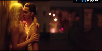 Morgan Saylor Interracial, Nude Scene  in White Girl