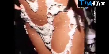 Renata Banhara Thong,  Bikini Scene  in Carnaval Brazil