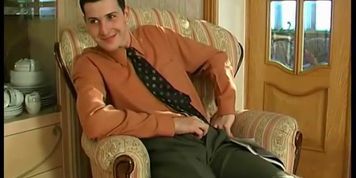 2016 Mature Russian MOM 04