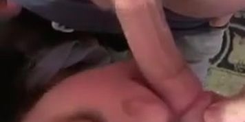 Slutty mum give head to a good friend 