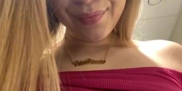 Teen-Alice Horny Toliet Camshow part 3