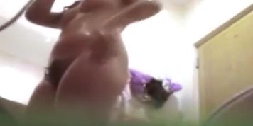 Cute Stepsis 19 Y.O. ( Bathroom Spy Camera )