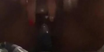 BIG TIT BBW W/ BUTT PLUG SQUIRTING & CREAMING