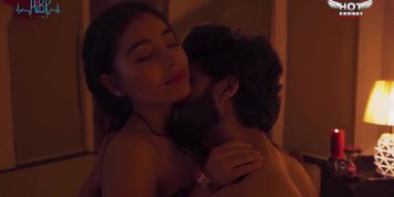 Insatiable Indian girl has passionate sex with guys