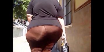 Horny ebony phat ass slut in public without bikini