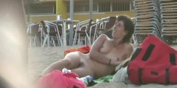 Hairy pussy beach