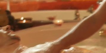 Enduring Golden Massage MILF Blonde