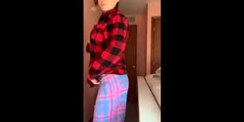 Young Selfie Girl Sexy TikTok And Nudes Leaked 2