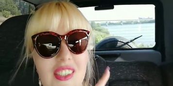 HD wet pussy public place fingering, she cummed so hot
