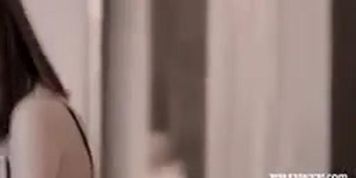 sirvienta 2 (Carol Vega)
