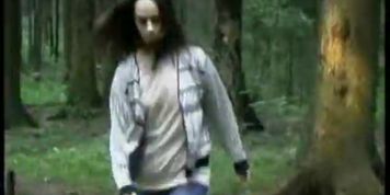Girl im Wald richtig durch gefickt